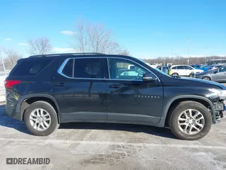 2020 Chevrolet Traverse LT Cloth with VIN 1GNEVGKWXLJ242835, listed as a IAAI auction lot 41251285 with 55,639 mi miles. Bid and sale history available at carsss.com. Image 13.