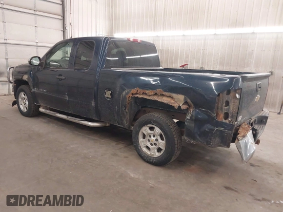 2008 Chevrolet Silverado 1500 LTZ with VIN 2GCEK19J081245477, listed as a IAAI auction lot 41754954 with 220,214 mi miles. Bid and sale history available at carsss.com. Image 3.