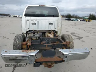 2011 Ford F-250 XL with VIN 1FT7X2A68BEA83904, listed as a Copart auction lot 84274634 with 297,487 mi miles and Salvage title. Bid and sale history available at DreamBid. Image 6.