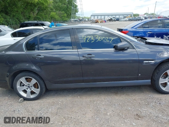 2008 Pontiac G8 GT z VIN 6G2EC57Y28L124035, wystawiony jako IAAI lot #42330027 z przebiegiem 82 106 mil mil oraz . Historia ofert i sprzedaży dostępna na DreamBid. Obrazek 13.