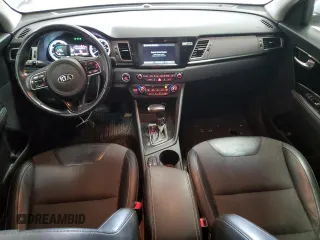2017 Kia Niro EX with VIN KNDCC3LC6H5102039, listed as a Copart auction lot 55445845 with 132,958 mi miles and Clean Title. Bid and sale history available at carsss.com. Image 8.