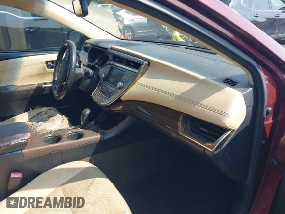 2013 Toyota Avalon XLE z VIN 4T1BK1EB6DU029564, wystawiony jako IAAI lot #42425157 z przebiegiem 228 767 mil mil oraz . Historia ofert i sprzedaży dostępna na DreamBid. Obrazek 5.