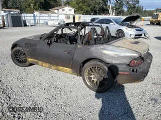 2001 BMW Z3 3.0 z VIN WBACN53491LJ58795, wystawiony jako Copart lot #75800684 z przebiegiem Nie podano mil oraz Szkoda całkowita • Salvage title. Historia ofert i sprzedaży dostępna na DreamBid. Obrazek 2.