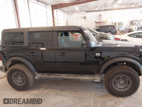 2024 Ford Bronco Big Bend z VIN 1FMDE7BH7RLB55036, wystawiony jako IAAI lot #42404799 z przebiegiem 1 054 mil mil oraz . Historia ofert i sprzedaży dostępna na DreamBid. Obrazek 13.