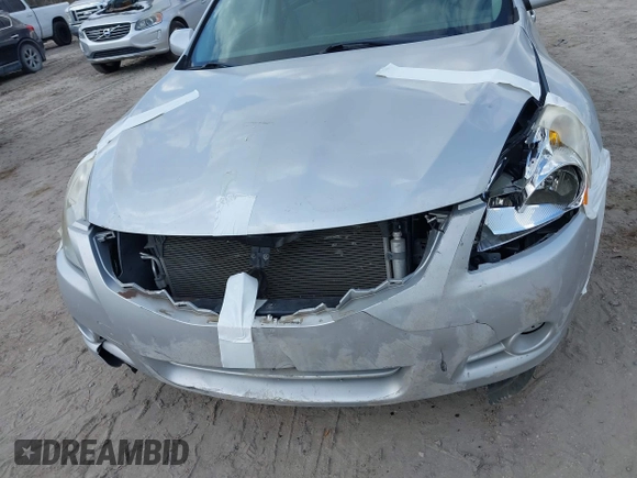 2012 Nissan Altima S z VIN 1N4AL2AP5CC189238, wystawiony jako IAAI lot #41686213 z przebiegiem 101 970 mil mil oraz . Historia ofert i sprzedaży dostępna na DreamBid. Obrazek 6.