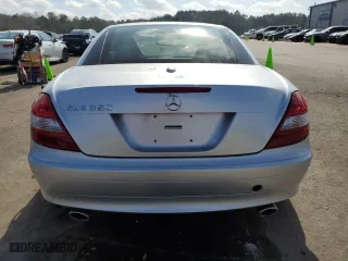 2006 Mercedes-Benz SLK-Class 3.5L with VIN WDBWK56F56F100161, listed as a Copart auction lot 44066365 with 24,960 mi miles and Salvage Title. Bid and sale history available at carsss.com. Image 6.