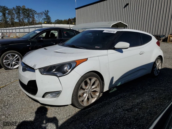 2013 Hyundai Veloster w/Gray Int with VIN KMHTC6AD6DU154098, listed as a Copart auction lot 77260374 with 159,049 mi miles and Non Repairable. Bid and sale history available at carsss.com. Image 1.