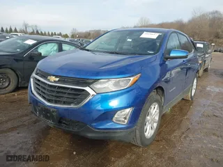 2019 Chevrolet Equinox LT with VIN 3GNAXUEV5KS565312, listed as a IAAI auction lot 41656617 with 32,826 mi miles. Bid and sale history available at carsss.com. Image 17.