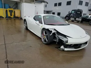 2014 Ferrari 458 Italia z VIN ZFF68NHA1E0198612, wystawiony jako Copart lot #54941365 z przebiegiem 4 506 mil mil oraz Szkoda całkowita • Salvage title. Historia ofert i sprzedaży dostępna na DreamBid. Obrazek 14.