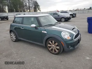 2007 MINI Hardtop S with VIN WMWMF73547TL91451, listed as a Copart auction lot 48507445 with 124,330 mi miles and Clean Title. Bid and sale history available at DreamBid. Image 4.