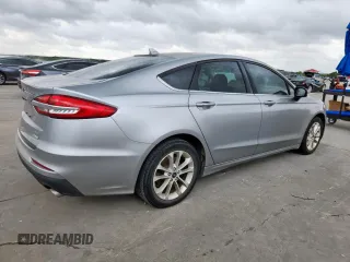 2020 Ford Fusion SE with VIN 3FA6P0HD4LR224878, listed as a Copart auction lot 61371885 with 68,129 mi miles and Clean title. Bid and sale history available at DreamBid. Image 3.