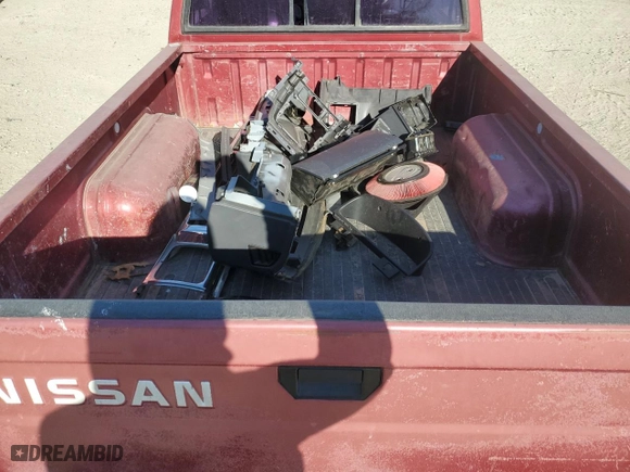 1997 Nissan Trucks 2WD XE with VIN 1N6SD11S8VC338025, listed as a Copart auction lot 83247894 with 185,101 mi miles and Clean Title. Bid and sale history available at carsss.com. Image 10.