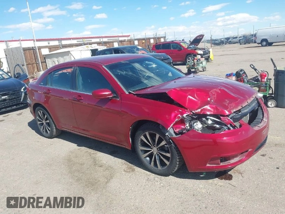 2012 Chrysler 200 Touring with VIN 1C3CCBBG7CN307980, listed as a IAAI auction lot 41866983 with 71,652 mi miles. Bid and sale history available at carsss.com. Image 1.