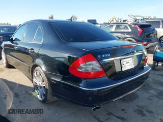 2007 Mercedes-Benz E-Class 3.5L with VIN WDBUF56X97B132401, listed as a IAAI auction lot 41601945 with 174,896 mi miles. Bid and sale history available at carsss.com. Image 3.
