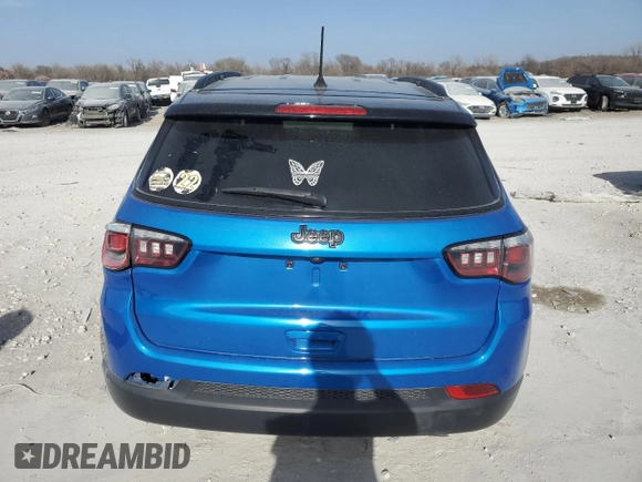 2019 Jeep Compass Altitude with VIN 3C4NJCBB8KT692274, listed as a Copart auction lot 49215135 with 84,503 mi miles and Salvage title. Bid and sale history available at DreamBid. Image 6.