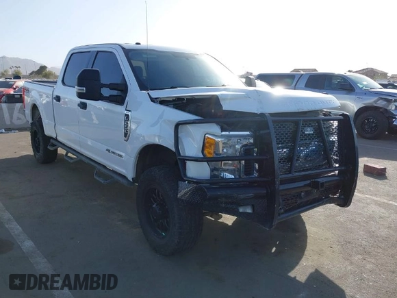 2017 Ford F-250 Lariat with VIN 1FT7W2BT8HEE20684, listed as a IAAI auction lot 41726253 with 90,898 mi miles and . Bid and sale history available at DreamBid. Image 1.