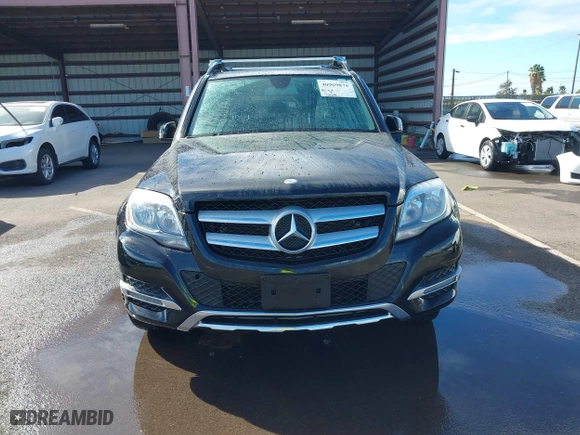 2013 Mercedes-Benz GLK-Class GLK 350 with VIN WDCGG8JB4DG127236, listed as a IAAI auction lot 40969875 with 94,718 mi miles. Bid and sale history available at carsss.com. Image 12.