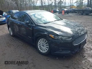 2015 Ford Fusion SE Hybrid with VIN 3FA6P0LU5FR190333, listed as a IAAI auction lot 41802327 with 256,747 mi miles. Bid and sale history available at carsss.com. Image 1.
