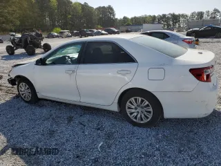 2014 Toyota Camry L with VIN 4T1BF1FK0EU865410, listed as a Copart auction lot 51272675 with 146,886 mi miles and Salvage Title. Bid and sale history available at DreamBid. Image 2.