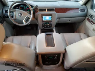 2011 GMC Yukon XL SLT with VIN 1GKS2KE35BR320712, listed as a Copart auction lot 42785505 with 339,442 mi miles and Clean Title. Bid and sale history available at DreamBid. Image 8.
