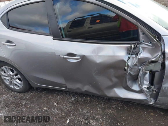 2016 Scion iA with VIN 3MYDLBZVXGY112728, listed as a IAAI auction lot 41826037 with 100,345 mi miles and . Bid and sale history available at DreamBid. Image 14.