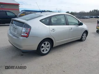 2005 Toyota Prius with VIN JTDKB20U653014332, listed as a IAAI auction lot 41914494 with 128,147 mi miles. Bid and sale history available at carsss.com. Image 4.