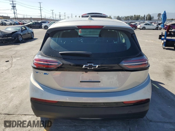 2023 Chevrolet Bolt EV 1LT z VIN 1G1FW6S05P4177390, wystawiony jako Copart lot #57256185 z przebiegiem 9 590 mil mil oraz Szkoda całkowita • Salvage title. Historia ofert i sprzedaży dostępna na DreamBid. Obrazek 6.