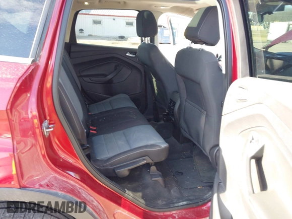 2013 Ford Escape SE z VIN 1FMCU9GXXDUC32561, wystawiony jako IAAI lot #41797455 z przebiegiem 134 934 mil mil oraz . Historia ofert i sprzedaży dostępna na DreamBid. Obrazek 8.