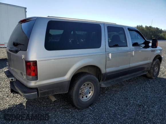 2002 Ford Excursion XLT z VIN 1FMNU41S72EB48066, wystawiony jako Copart lot #87483144 z przebiegiem 192 298 mil mil oraz Szkoda całkowita • Salvage title. Historia ofert i sprzedaży dostępna na DreamBid. Obrazek 3.