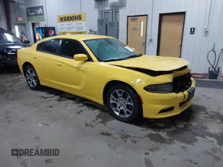 2017 Dodge Charger SXT with VIN 2C3CDXJG6HH526358, listed as a IAAI auction lot 40925068 with 140,479 mi miles and . Bid and sale history available at carsss.com. Image 1.