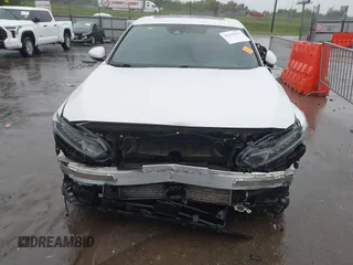 2019 Honda Accord Sport z VIN 1HGCV2F38KA034651, wystawiony jako IAAI lot #42159337 z przebiegiem 112 245 mil mil oraz . Historia ofert i sprzedaży dostępna na DreamBid. Obrazek 13.