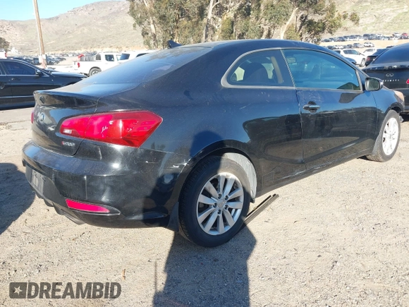 2016 Kia Forte EX with VIN KNAFX6A80G5597822, listed as a IAAI auction lot 41630981 with 128,560 mi miles and . Bid and sale history available at DreamBid. Image 4.