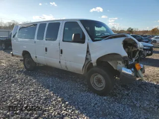 2006 Ford Econoline Passenger XL with VIN 1FBSS31L36HB03652, listed as a Copart auction lot 84521014 with 320,207 mi miles and Salvage Title. Bid and sale history available at carsss.com. Image 4.