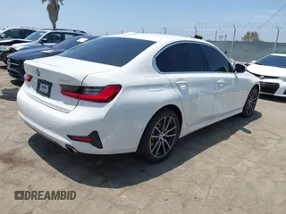 2021 BMW 3 Series 330i с VIN WBA5R1C03MFK81966, выставлен на аукционе IAAI как лот 42483816 с пробегом 50 176 миль миль и . История ставок и продаж доступна на DreamBid. Изображение 4.