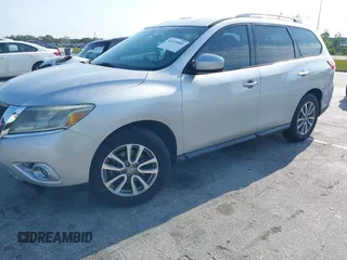 2015 Nissan Pathfinder SL with VIN 5N1AR2MNXFC617601, listed as a IAAI auction lot 42335005 with 121,903 mi miles and . Bid and sale history available at DreamBid. Image 2.