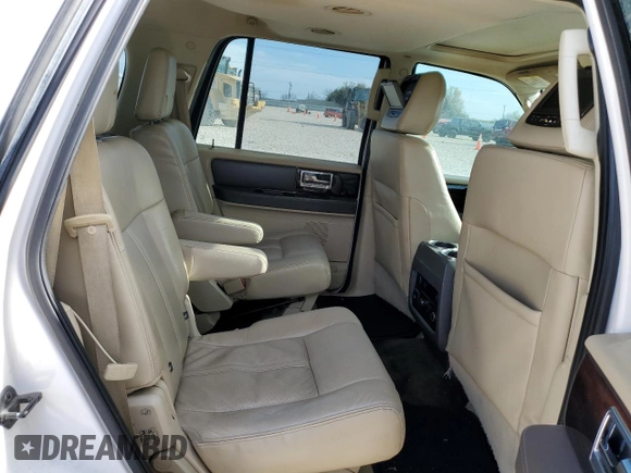 2015 Lincoln Navigator z VIN 5LMJJ2HT1FEJ08207, wystawiony jako Copart lot #49405515 z przebiegiem 283 073 mil mil oraz Szkoda całkowita • Salvage title. Historia ofert i sprzedaży dostępna na DreamBid. Obrazek 12.