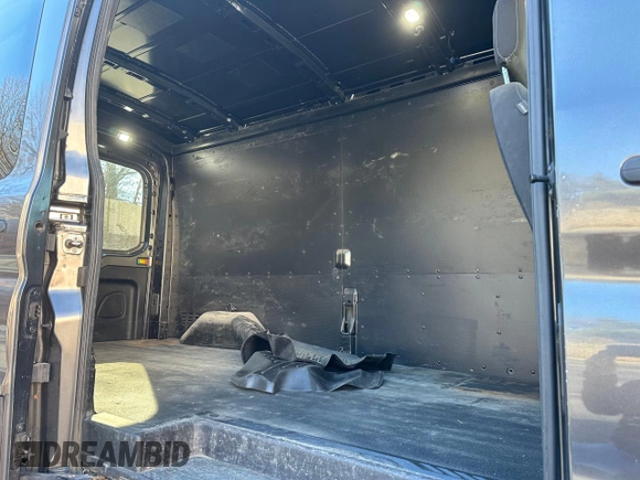 2020 Ford Transit Cargo with VIN 1FTBR1CG8LKA88110, listed as a Copart auction lot 80906414 with 150,897 mi miles and Clean Title. Bid and sale history available at DreamBid. Image 6.