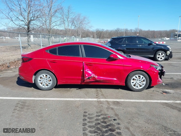 2020 Hyundai Elantra SE with VIN 5NPD74LF5LH619835, listed as a IAAI auction lot 41620772 with 39,744 mi miles. Bid and sale history available at carsss.com. Image 13.
