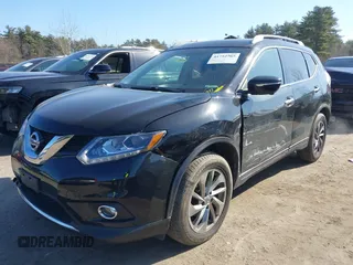 2015 Nissan Rogue SL with VIN 5N1AT2MV5FC851582, listed as a IAAI auction lot 41752765 with 180,654 mi miles. Bid and sale history available at carsss.com. Image 17.
