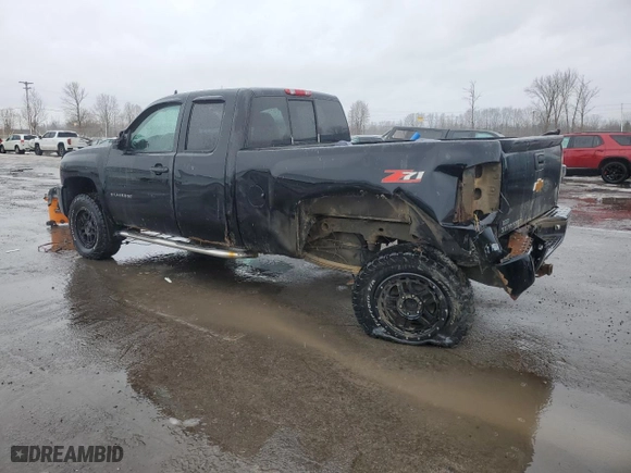 2010 Chevrolet Silverado 1500 LT with VIN 1GCSKSE34AZ298230, listed as a Copart auction lot 47640145 with 190,583 mi miles and Salvage Title. Bid and sale history available at carsss.com. Image 2.