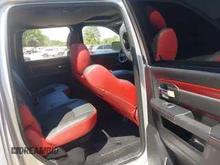 2016 Ram 1500 Rebel z VIN 1C6RR7YT7GS185173, wystawiony jako IAAI lot #42033684 z przebiegiem 152 758 mil mil oraz . Historia ofert i sprzedaży dostępna na DreamBid. Obrazek 8.