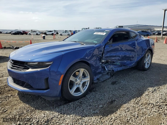 2021 Chevrolet Camaro 1LT with VIN 1G1FB1RX2M0142472, listed as a Copart auction lot 45917275 with 0 mi miles and Salvage Title. Bid and sale history available at carsss.com. Image 1.