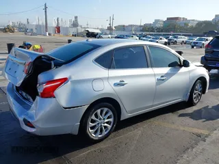 2018 Nissan Sentra SV with VIN 3N1AB7AP0JL624682, listed as a IAAI auction lot 41966632 with 67,513 mi miles. Bid and sale history available at carsss.com. Image 4.