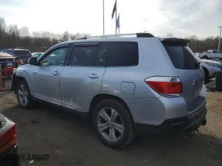 2013 Toyota Highlander Limited with VIN 5TDDK3EH7DS260670, listed as a Copart auction lot 48756535 with 125,008 mi miles and Salvage Title. Bid and sale history available at carsss.com. Image 2.
