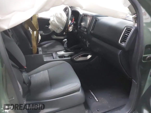 2024 Nissan Frontier Pro-4X with VIN 1N6ED1EK7RN660527, listed as a IAAI auction lot 41157416 with 10,032 mi miles and . Bid and sale history available at DreamBid. Image 5.