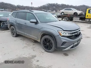 2023 Volkswagen Atlas SE z VIN 1V2HR2CA2PC514187, wystawiony jako IAAI lot #41522880 z przebiegiem 40 614 mil mil oraz . Historia ofert i sprzedaży dostępna na DreamBid. Obrazek 1.