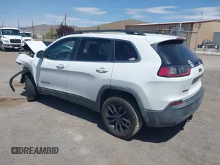 2019 Jeep Cherokee Latitude z VIN 1C4PJMCB0KD161976, wystawiony jako IAAI lot #42510314 z przebiegiem 256 990 mil mil oraz . Historia ofert i sprzedaży dostępna na DreamBid. Obrazek 3.