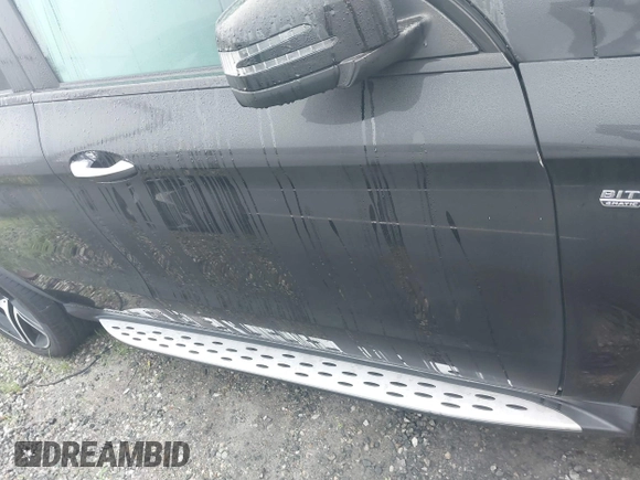 2019 Mercedes-Benz GLE 43 AMG with VIN 4JGED6EB1KA131244, listed as a IAAI auction lot 41369280 with 38,834 mi miles and . Bid and sale history available at DreamBid. Image 13.