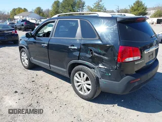 2011 Kia Sorento EX with VIN 5XYKUDA26BG001235, listed as a IAAI auction lot 41754357 with 131,321 mi miles. Bid and sale history available at carsss.com. Image 3.
