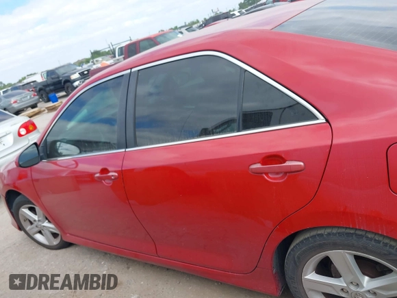 2014 Toyota Camry L with VIN 4T1BF1FK7EU800358, listed as a IAAI auction lot 42022943 with 1 mi miles. Bid and sale history available at carsss.com. Image 13.